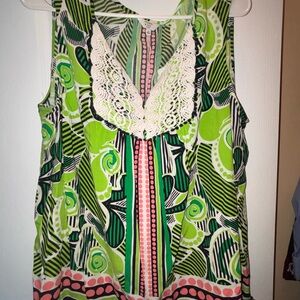 Crown & Ivy Green Tank Top with Intricate Patterns